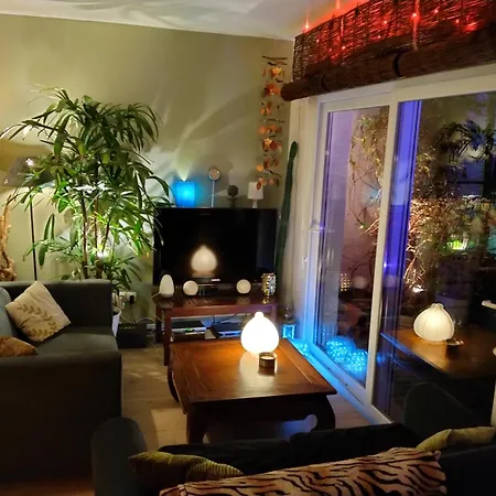 Apartment Maison Avec Jardinet Terrasse Centre