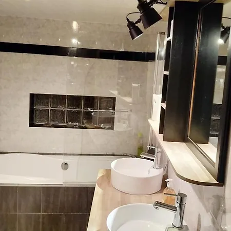 Maison Avec Jardinet Terrasse Centre Apartment *
